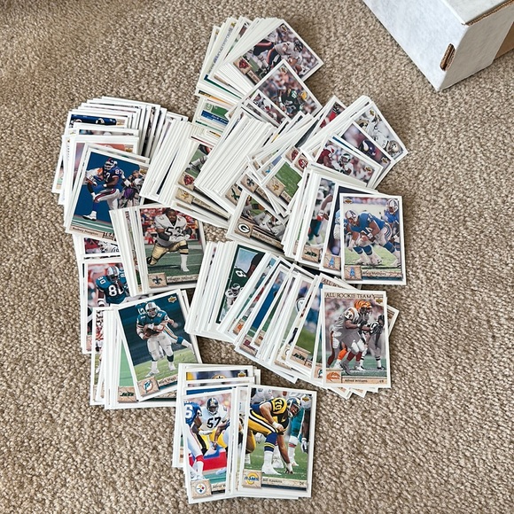 400 NFL trading cards - Picture 1 of 6